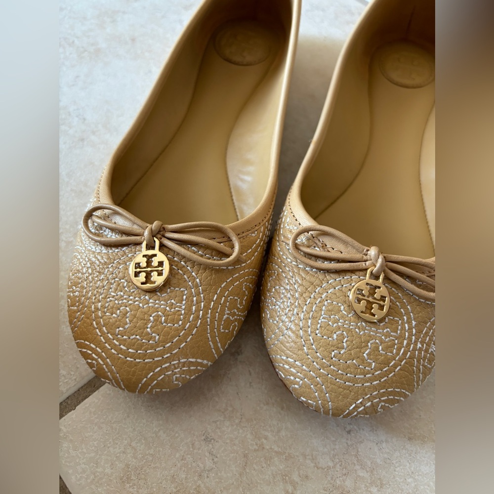 Tory burch chelsea leather ballet flats